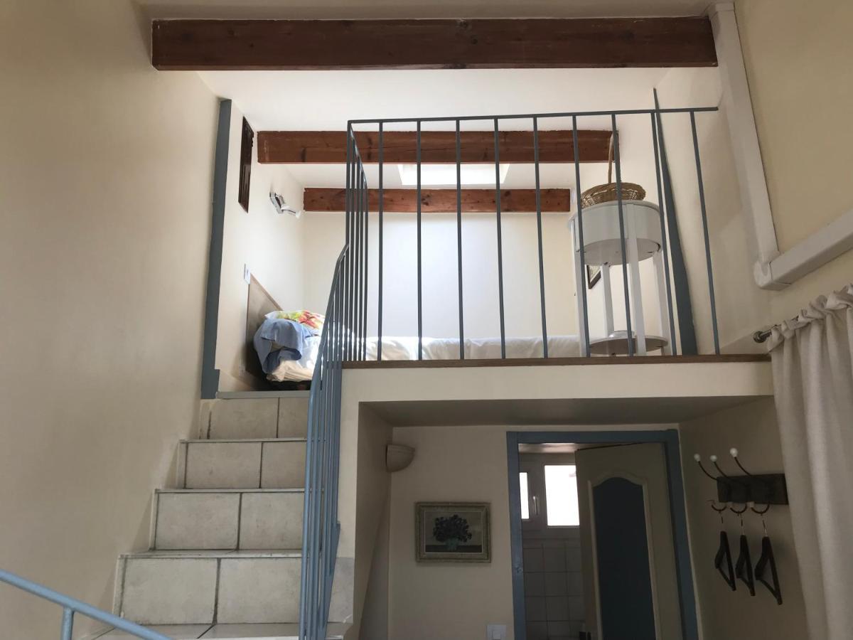 Simone'S Tiny House Apartment Монпелие Екстериор снимка