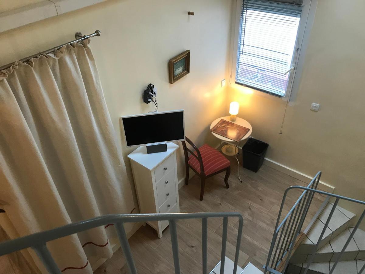 Simone'S Tiny House Apartment Монпелие Екстериор снимка